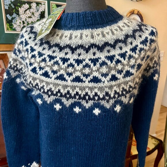 Icewear SKJÖLDUR,NEW TAGs,100% HAND KNITTED Wool Icelandic Sweater, Sz M,RT $377 - Picture 15 of 15